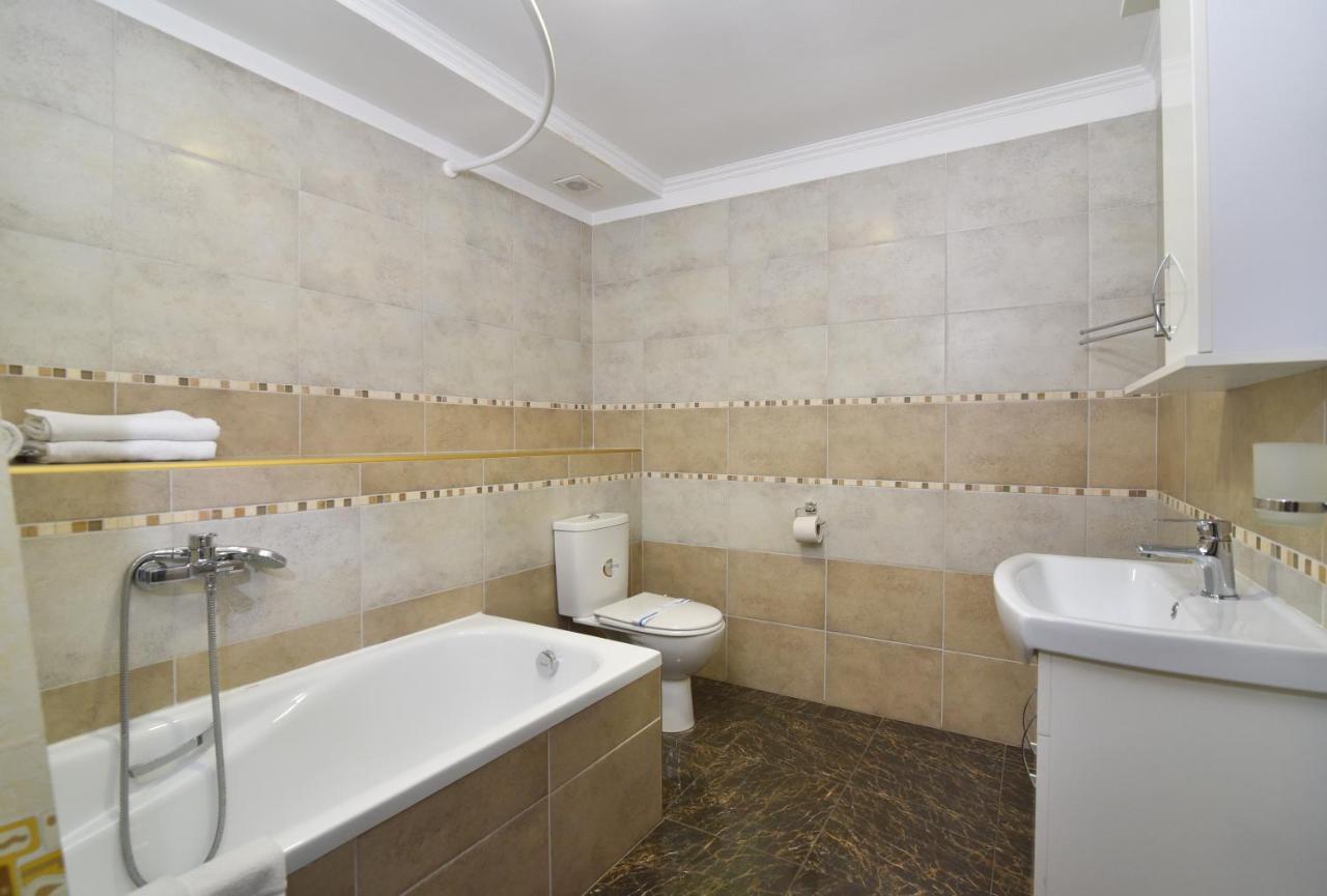 Venus Hotel Odesa Exterior photo